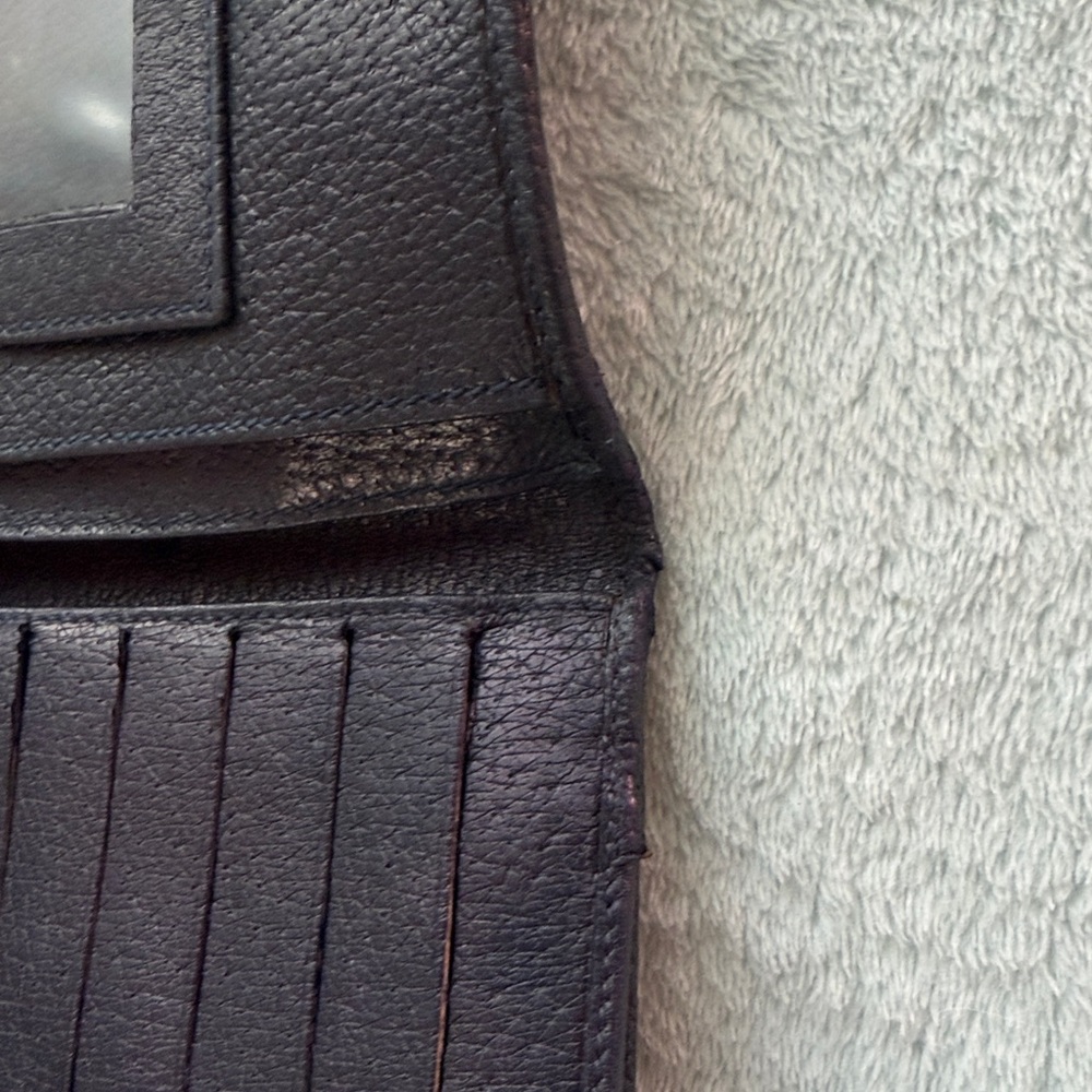 Gucci Black and Cream Monogram Clutch - Picture 10 of 16